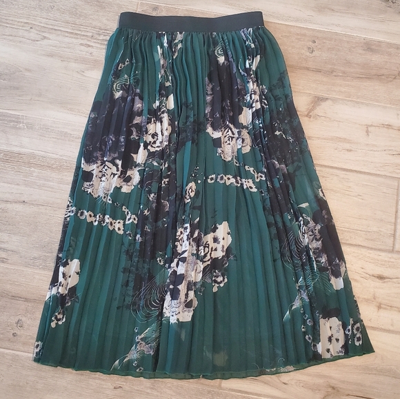 Rachel Zoe Floral Midi Skirt Green Black Pleated Small Pull On Cottagecore Fairy - Picture 1 of 6